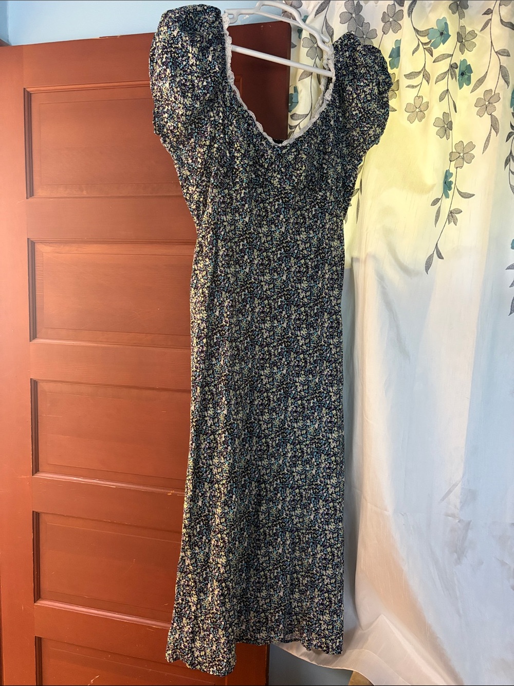 Modcloth Navy Floral Puff-Sleeve Midi Dress